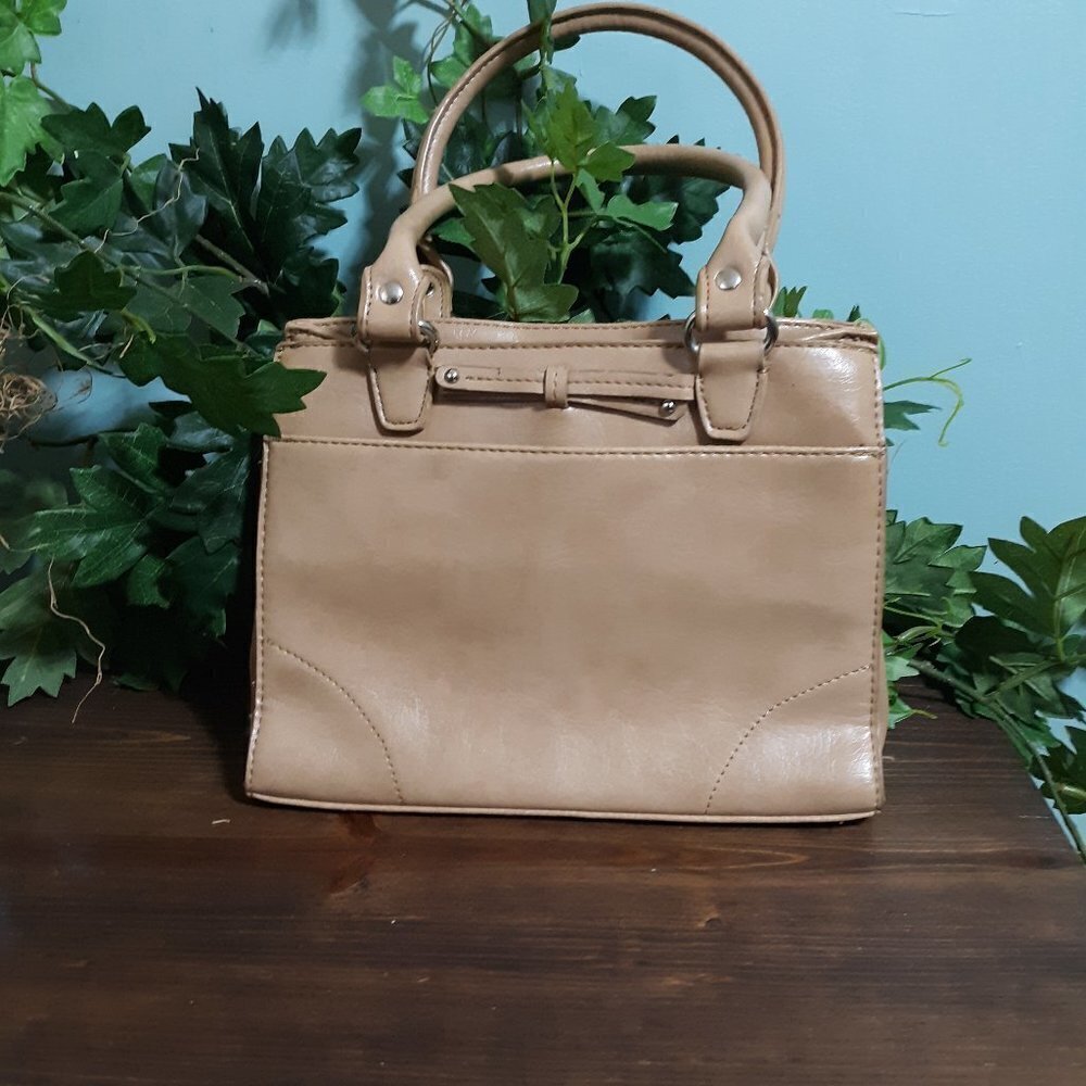 Bueno WOMENS Hand Bag